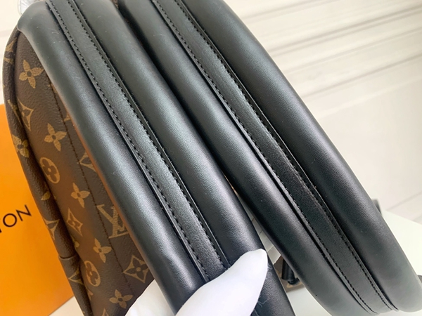 ルイヴィトンバッグ素材ディテール